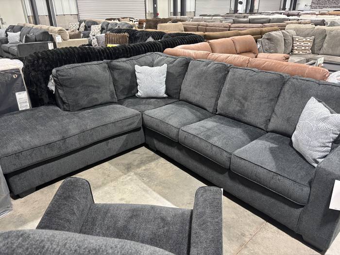 Living room furniture example at BoxDrop Nitro