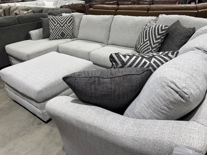 Living room furniture example at BoxDrop Nitro