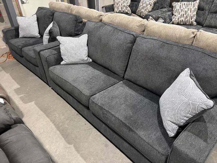 Living room furniture example at BoxDrop Nitro