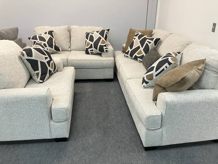 Living room furniture example at BoxDrop Nitro