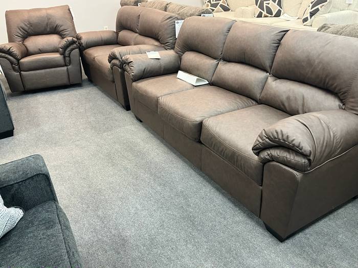 Living room furniture example at BoxDrop Nitro