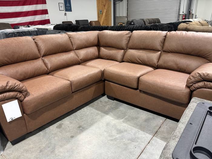 Living room furniture example at BoxDrop Nitro