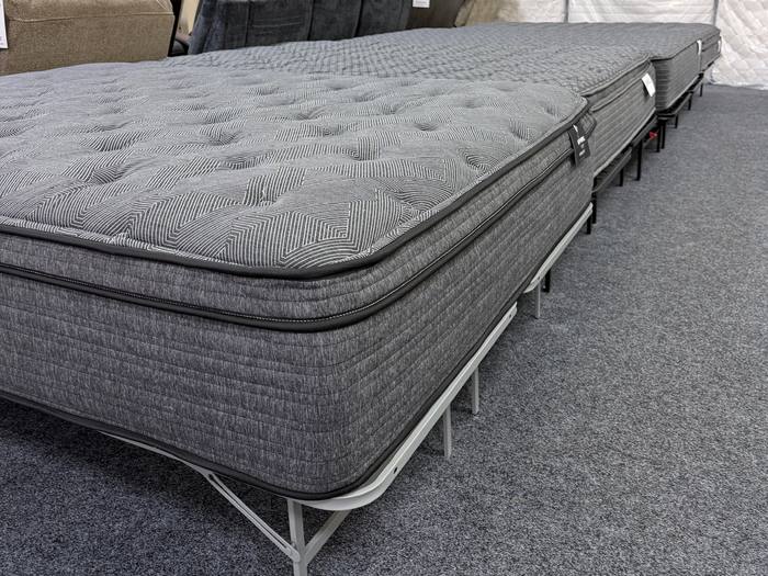 Mattress example at BoxDrop Nitro